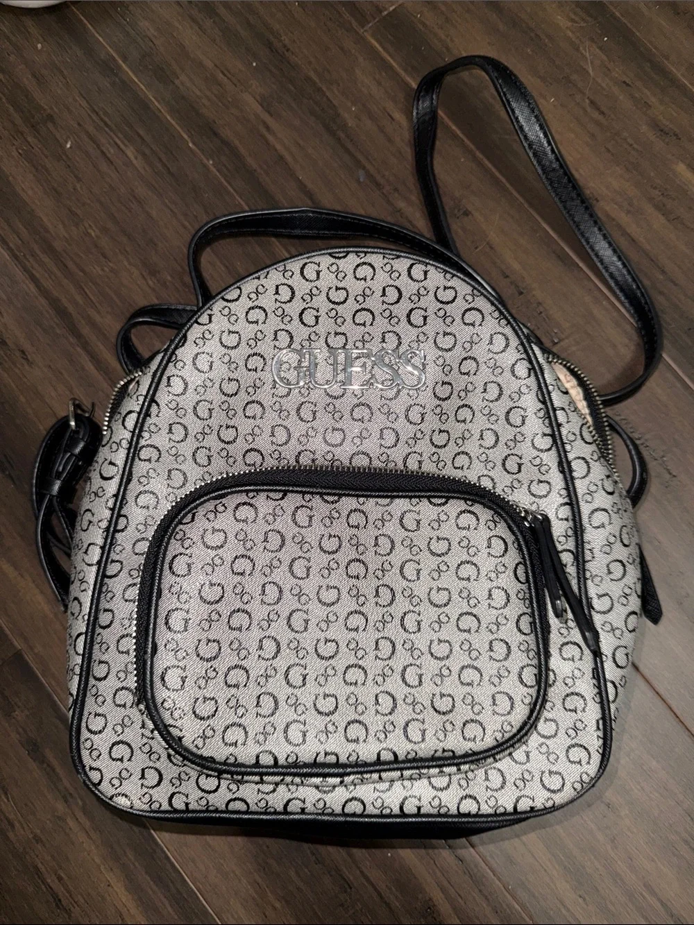 guess mini backpack for women's Factory Galatia Backpack, Cream, S : Buy Online at Best Price in KSA It has a hand chain at the top and adjustable back straps Guess Factory Guess Backpack Women's